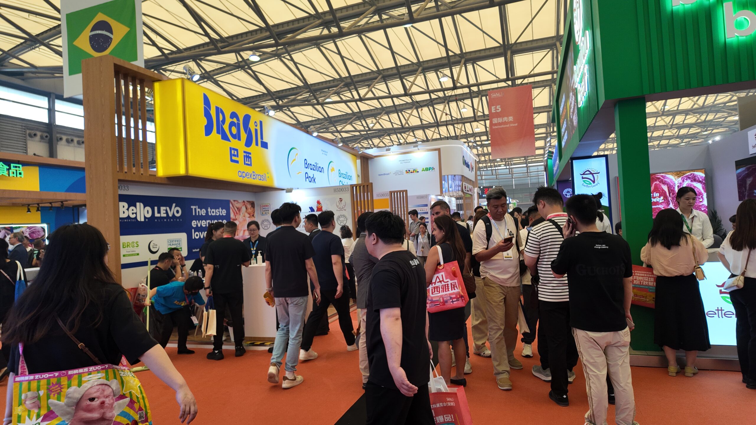 ABPA leva proteína animal brasileira à SIAL China e promove Road Show em Pequim